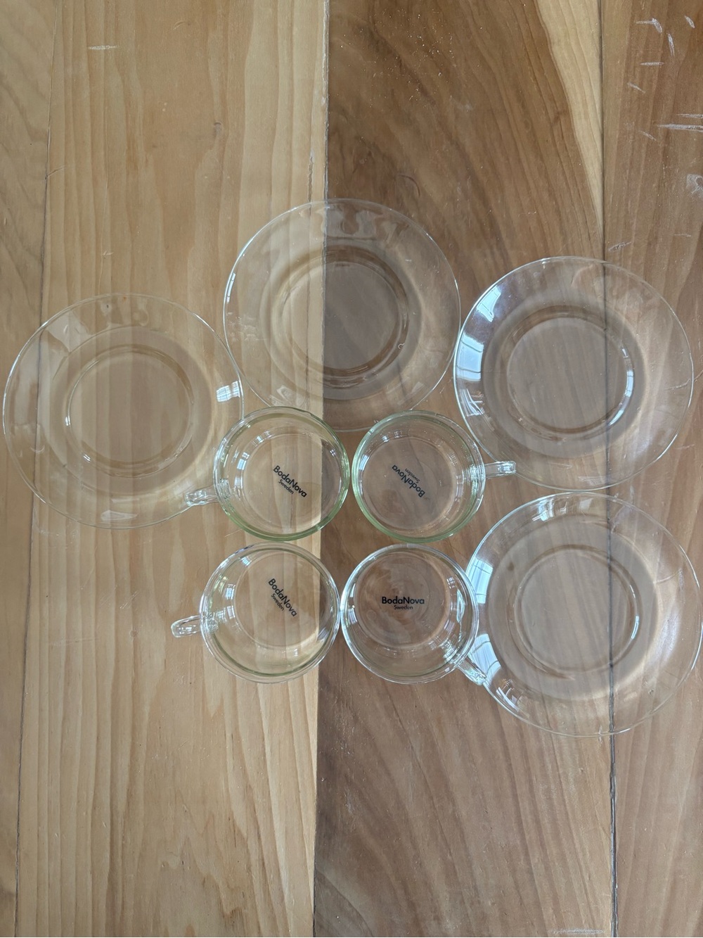 Boda Nova clear cups & plates (4) NWT
